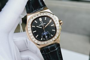 Carnival Nautilus 8110G phiên bản cao cấp